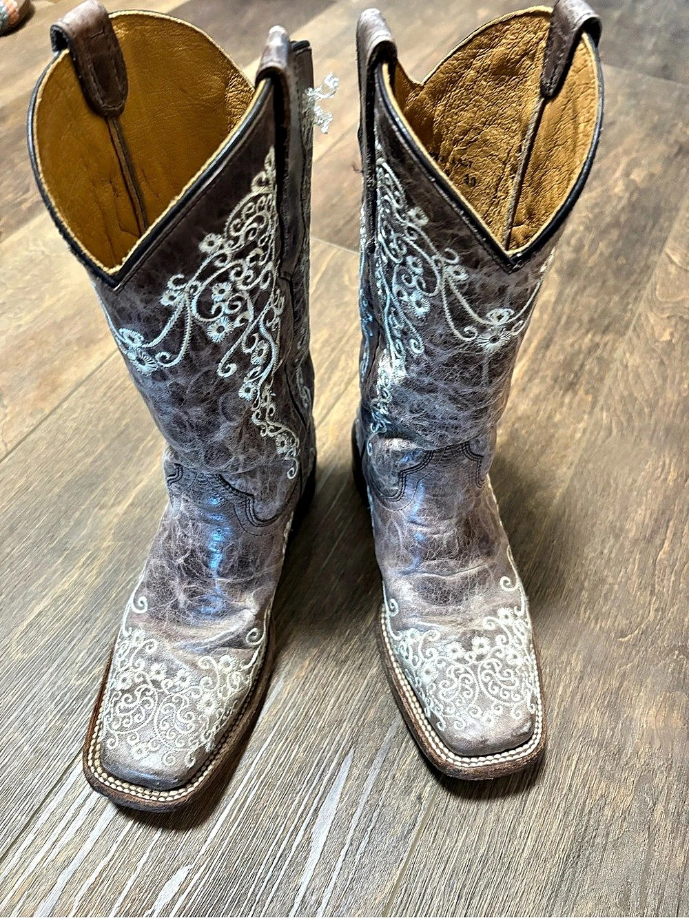 Corral Embroidered Western Boots Teen in Brown US